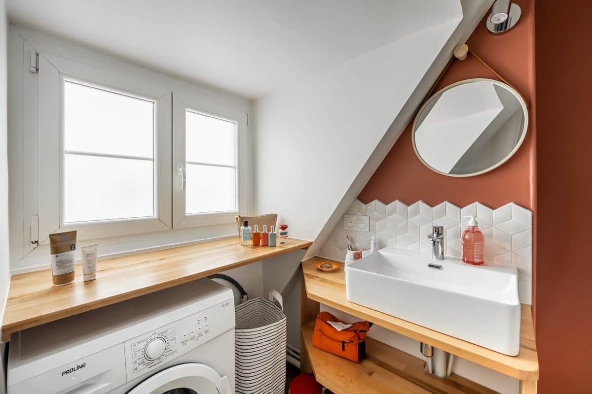 studio sous combles rénovation espace de vie